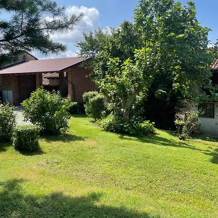 فندق مبيت وإفطار Via Piane Azeglio