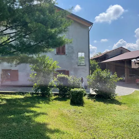 Bed and Breakfast Cascina Via Piane