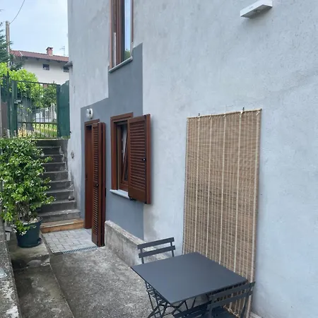 Via Piane 3* Azeglio